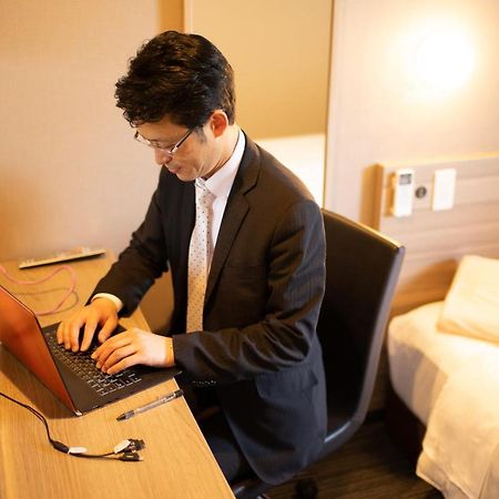 Super Hotel Shinyokohama Йокогама Экстерьер фото