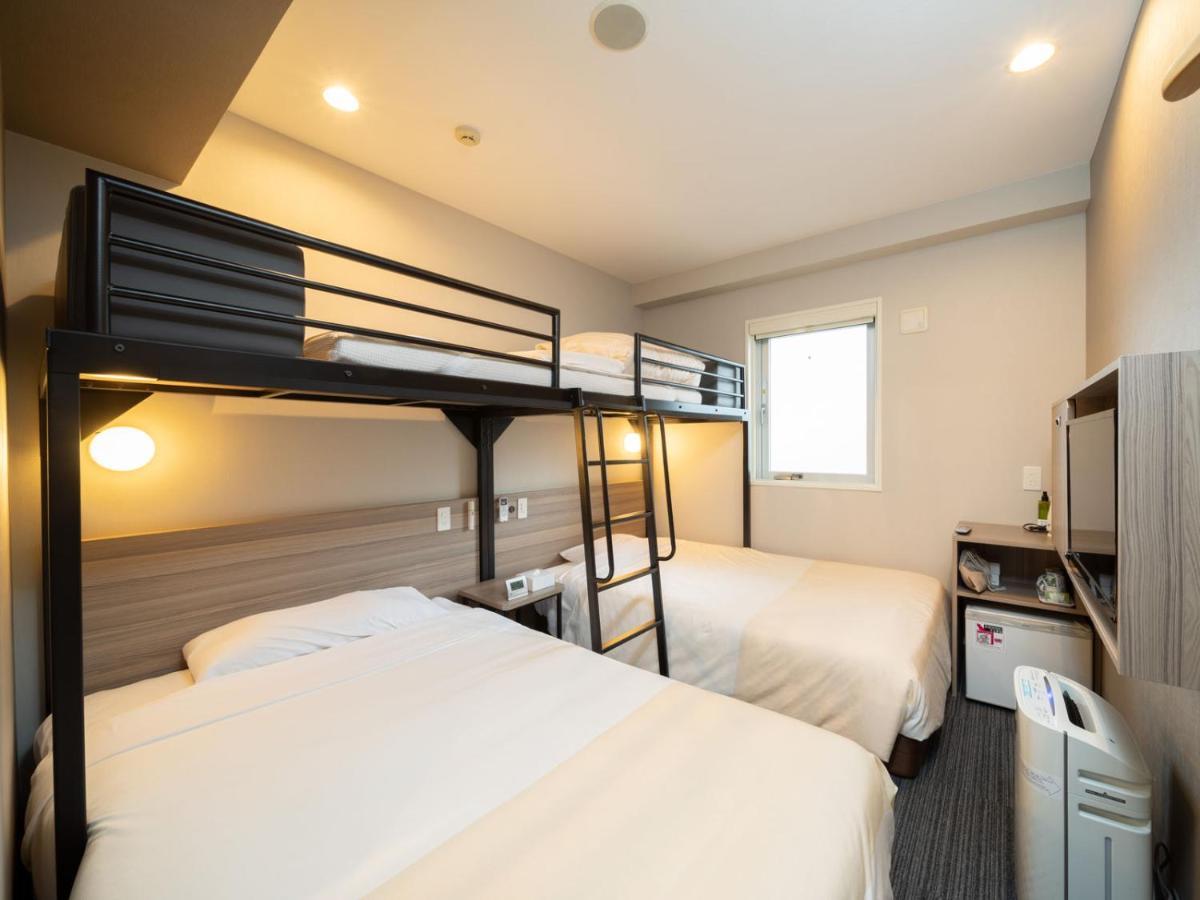 Super Hotel Shinyokohama Йокогама Экстерьер фото