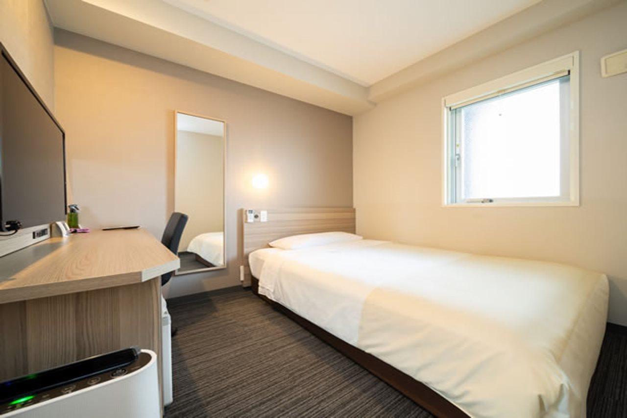 Super Hotel Shinyokohama Йокогама Экстерьер фото